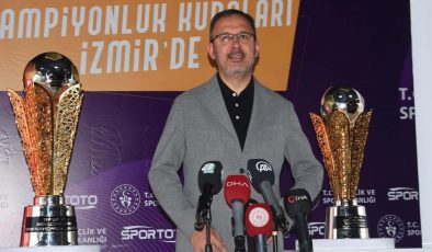Bakan Kasapoğlu, Harika Lig ve 1. Lig şampiyonluk kupalarını tanıttı