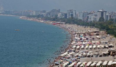 Antalya’ya bayramda tatilci yağdı!