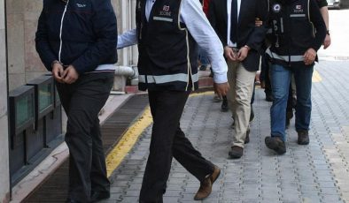 Adana’da kaçakçılık operasyonu: 3 gözaltı